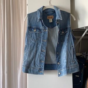 Levi denim vest, no tags, worn once